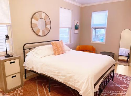 1-1028 20th Pl, Chicago, IL, 60608-3382 | Card Image