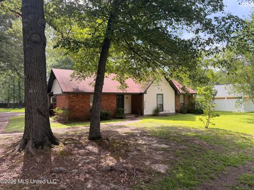 141 Plum Tree Rd, Brandon, MS, 39047-6632 | Card Image