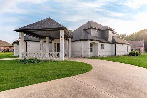 1016 Santiago Trl, Lucas, TX, 75098-8204 | Card Image