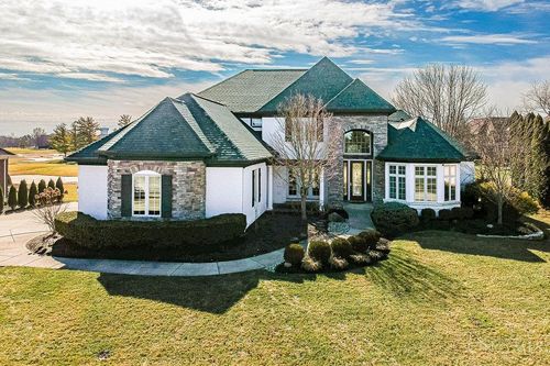 8087 Laurel Lake Ct, Liberty Twp, OH, 45044-9348 | Card Image