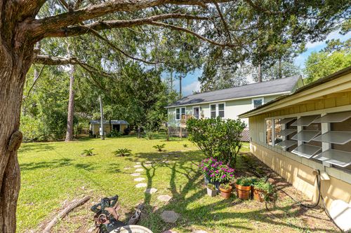 40 S 4th St, Santa Rosa Beach, FL, 32459-3991 | Card Image