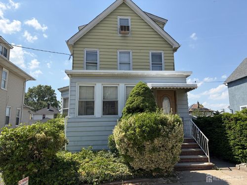 95 Emerson St, Carteret, NJ, 07008-2607 | Card Image