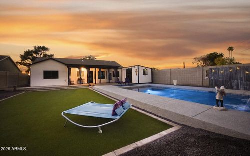 2621 N 30th Pl, Phoenix, AZ, 85008-1121 | Card Image