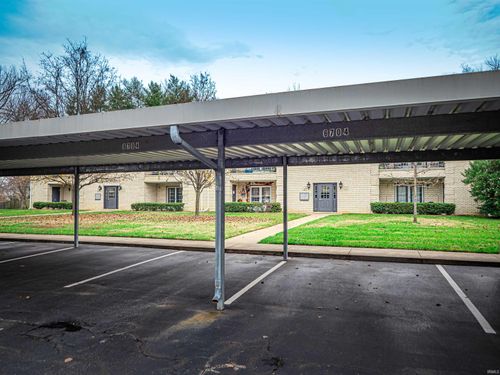 6704 Newburgh Rd, Evansville, IN, 47715-4470 | Card Image