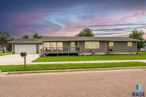 403 S Broadway St, Canton, SD, 57013-2230 | Card Image