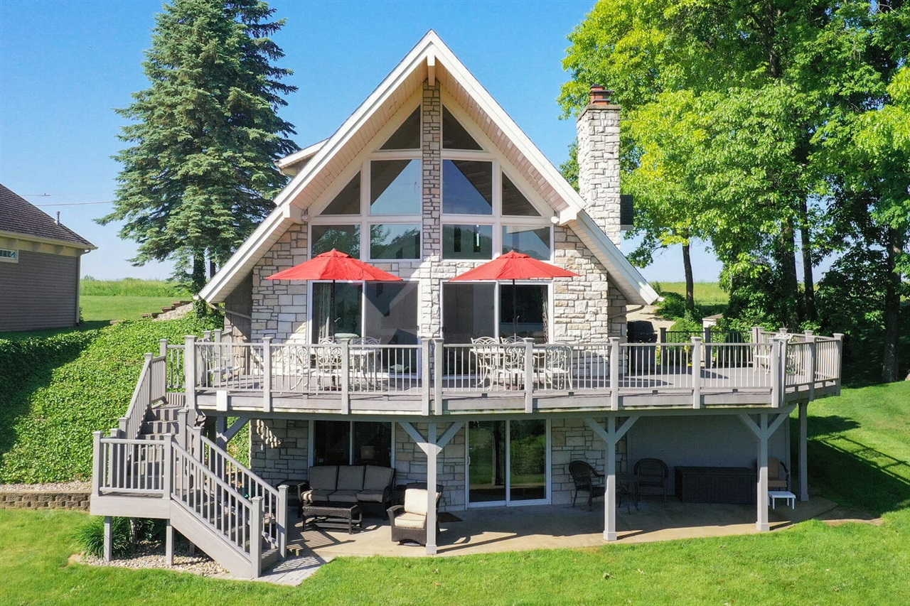 Hilltop Dr, Union, MI 49130