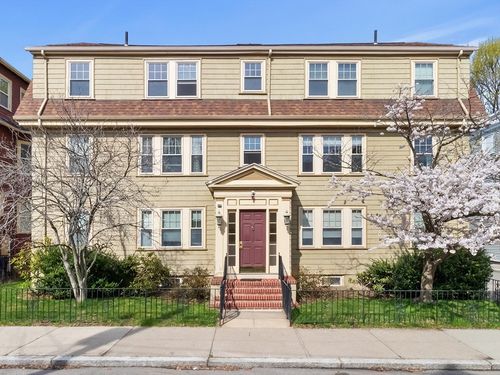 4-17 Hastings St, Boston, MA, 02132-1913 | Card Image