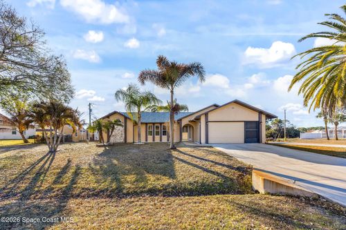 100 Seahorse Cir Se, PALM BAY, FL, 32909-8584 | Card Image