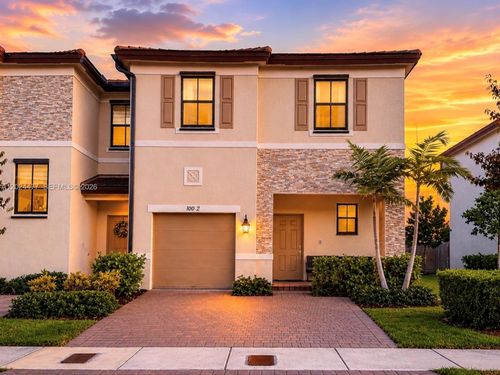 10072 Sw 231st Ln, Miami, FL, 33190-1993 | Card Image