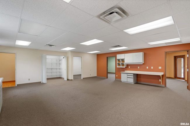 2440 Tech Dr, Home with 0 bedrooms, 0 bathrooms and null parking in Bettendorf IA | Image 9
