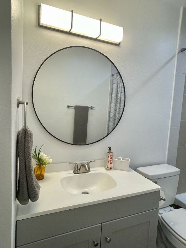 Full bathroom with vanity and a shower | Image 11