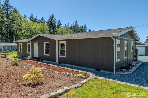 368 Coe St, Coupeville, WA, 98239-9617 | Card Image