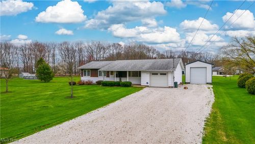 10322 Liberty St, Garrettsville, OH, 44231-9403 | Card Image