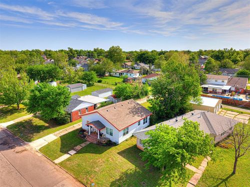 1905 N Park Ave, Shawnee, OK, 74804-3637 | Card Image