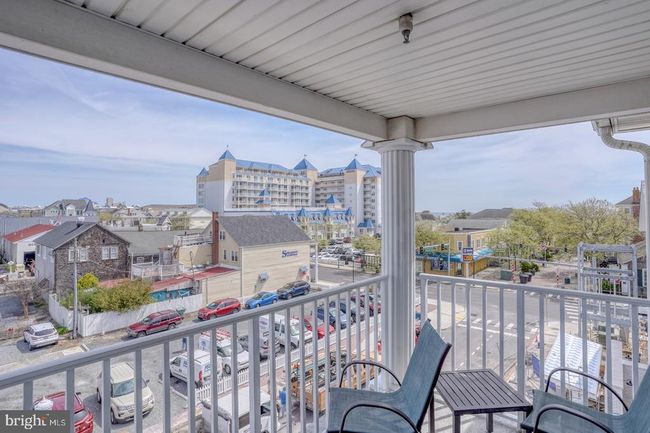UNIT-301 - 107 Somerset St, Condo with 3 bedrooms, 2 bathrooms and null parking in OCEAN CITY MD | Image 4