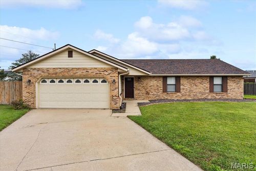 737 Deerfield Drive, Swansea, IL, 62226 | Card Image