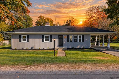 68 Beagle Gap Run, Waynesboro, VA, 22980-9371 | Card Image