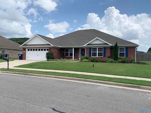 2756 Slate Dr Sw, Huntsville, AL, 35803-3422 | Card Image