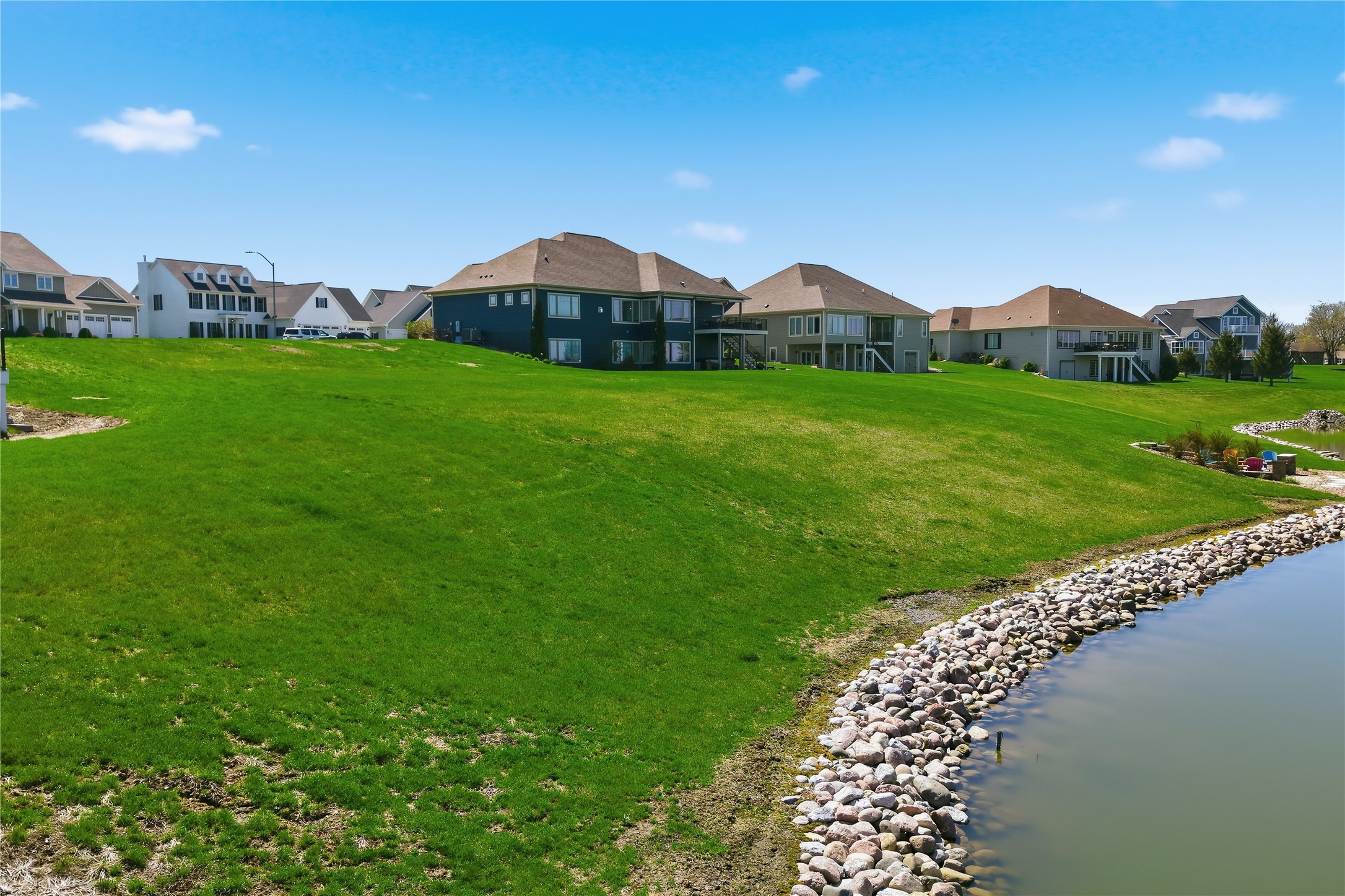 Land in Pella