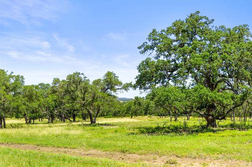 1094 Lindeman Ln, Blanco, TX, 78606 | Card Image