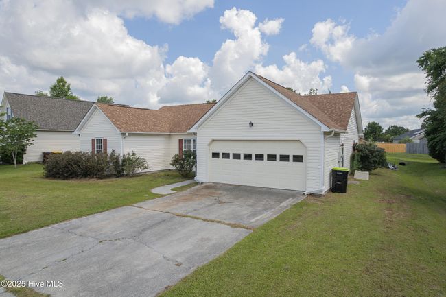 6723 Newbury Way, House other with 3 bedrooms, 2 bathrooms and 2 parking in Wilmington NC | Image 68