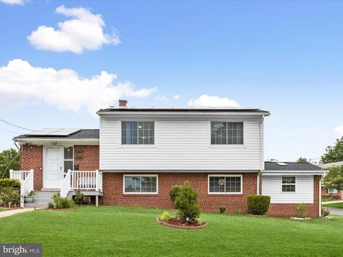 1304 Ray Rd, HYATTSVILLE, MD, 20782-1519 | Card Image