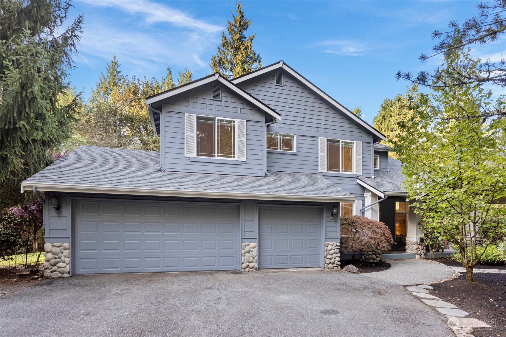 165th St, Woodinville, WA 98077