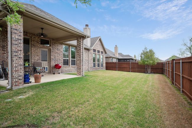 208 Equestrian Rd, House other with 4 bedrooms, 4 bathrooms and null parking in Hickory Creek TX | Image 35