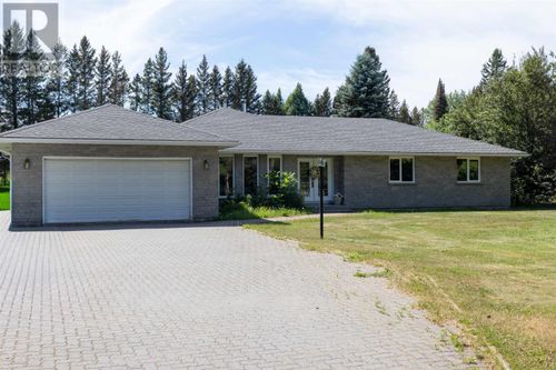 1155 Victor St, Thunder Bay, ON, P7K1N6 | Card Image