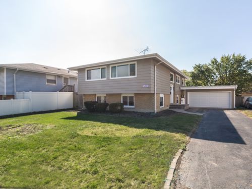 16920 Glen Oaks Ct, Country Club Hills, IL, 60478 | Card Image