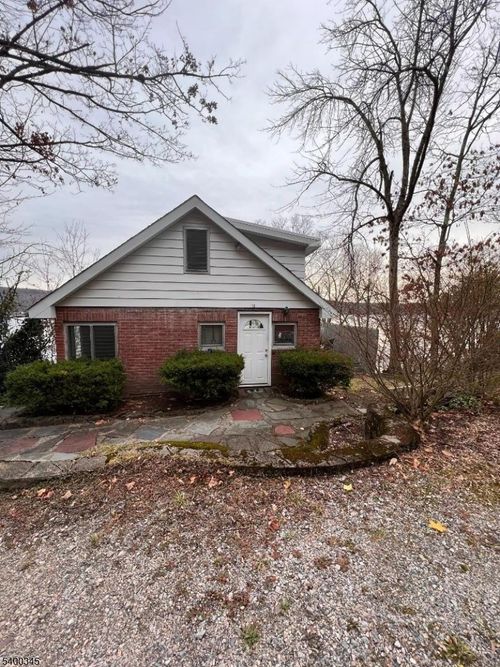 12 Gifford Rd, Hewitt, NJ, 07421-2931 | Card Image