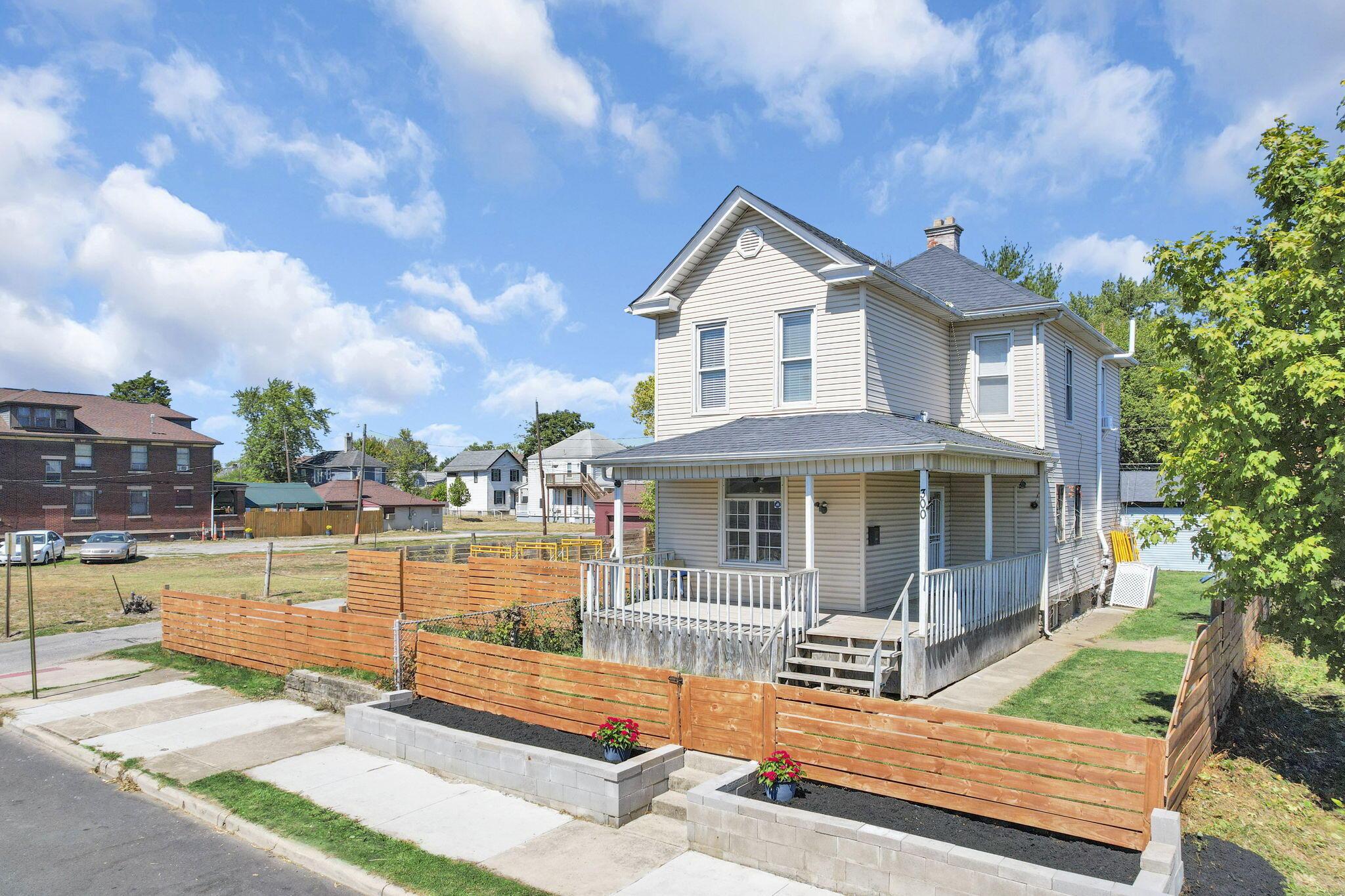 Innis Ave, Columbus, OH 43207