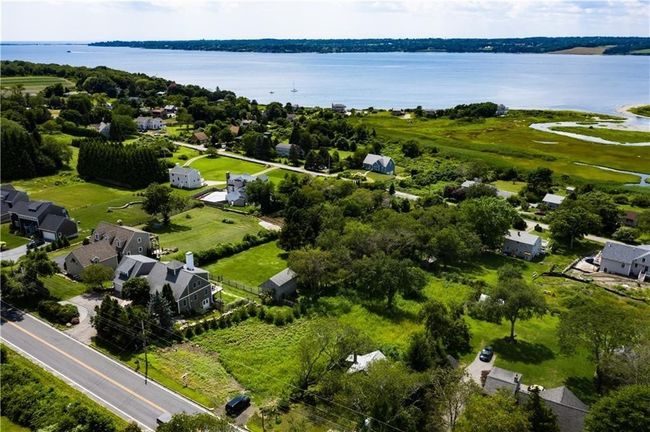 61 W Main Rd, Home with 0 bedrooms, 0 bathrooms and null parking in Little Compton RI | Image 5