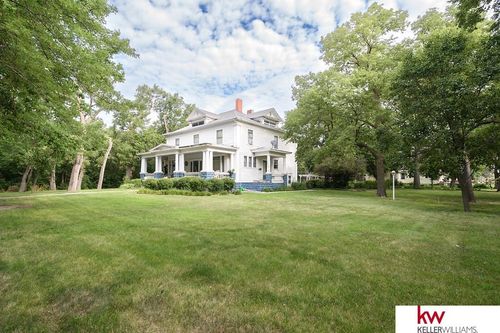 817 W 4th Ave, Red Cloud, NE, 68970-2207 | Card Image