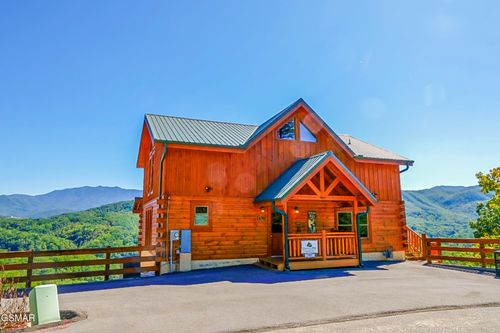 4827 Highland Place Way, Pigeon Forge, TN, 37863 | Card Image