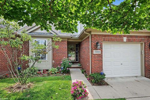 25920 Ashby Dr, Harrison Twp, MI, 48045-3081 | Card Image