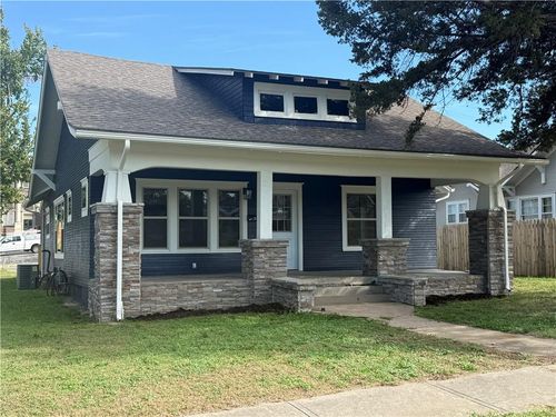412 N 8th St, Independence, KS, 67301-3004 | Card Image