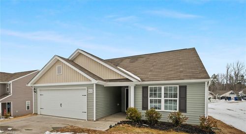 4035 Meredith Woods Ln, Winston-Salem, NC, 27107-6975 | Card Image