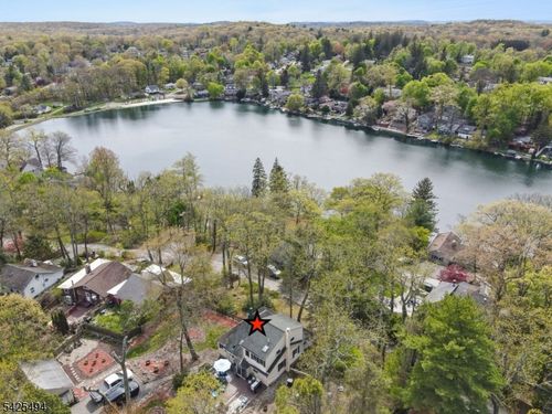 69 Lindys Dr, West Milford, NJ, 07480-4274 | Card Image