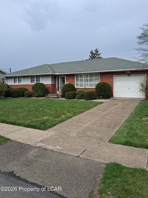 5 Monarch Rd, Hanover Township, PA, 18706-3112 | Card Image