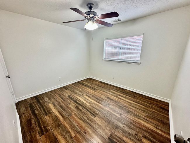 Second bedroom | Image 23