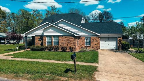 365 Tassin St, Moreauville, LA, 71355-3729 | Card Image