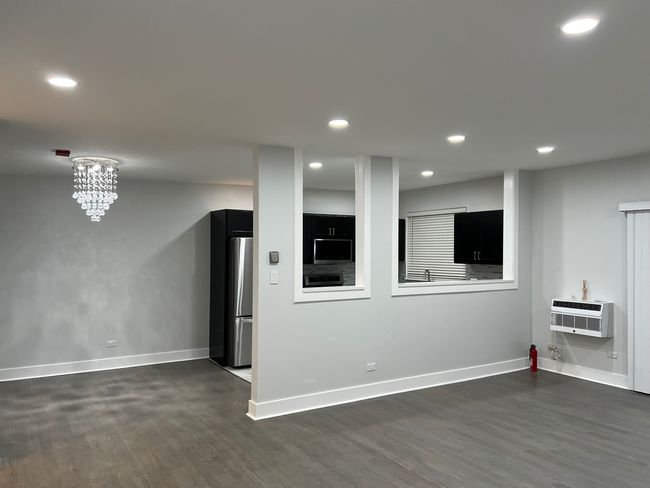 APT-401 - 290 N Westgate Rd, Condo with 2 bedrooms, 2 bathrooms and 2 parking in Mount Prospect IL | Image 5