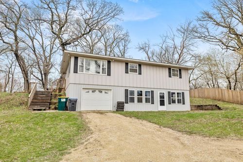 30380 71st Avenue Way, CANNON FALLS, MN, 55009-4011 | Card Image
