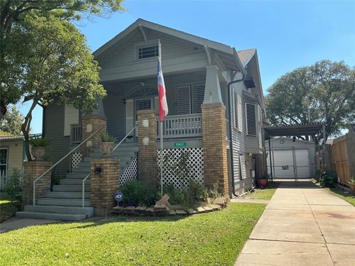 3921 Avenue P1/2, Galveston, TX, 77550 | Card Image