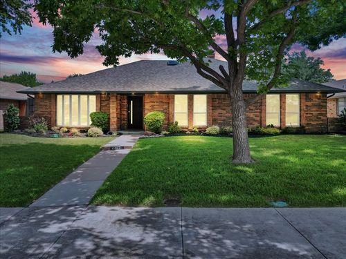 2303 Stone Glen Ln, Carrollton, TX, 75007-2004 | Card Image
