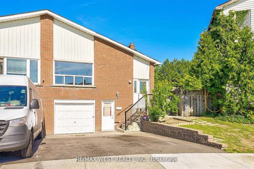 13 Skegby Rd, Brampton, ON, L6V2T8 | Card Image