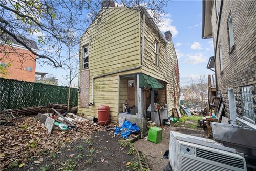 125 Saint Joseph St, Mt Oliver, PA, 15210-2226 | Card Image