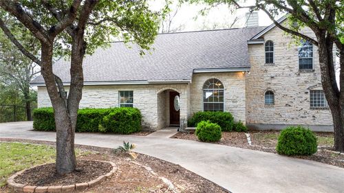 18952 Peckham Dr, Lago Vista, TX, 78645-8556 | Card Image