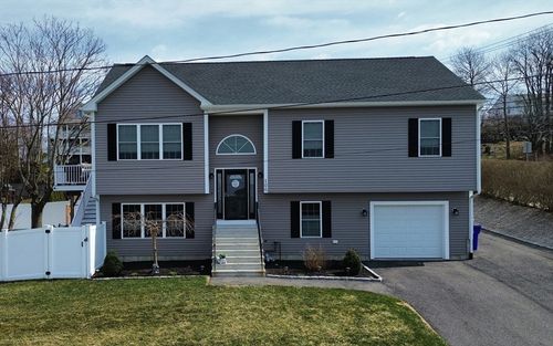 100 Bailey St, Fall River, MA, 02724 | Card Image
